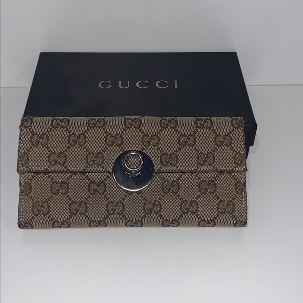 Gucci logo 120 Wallet
